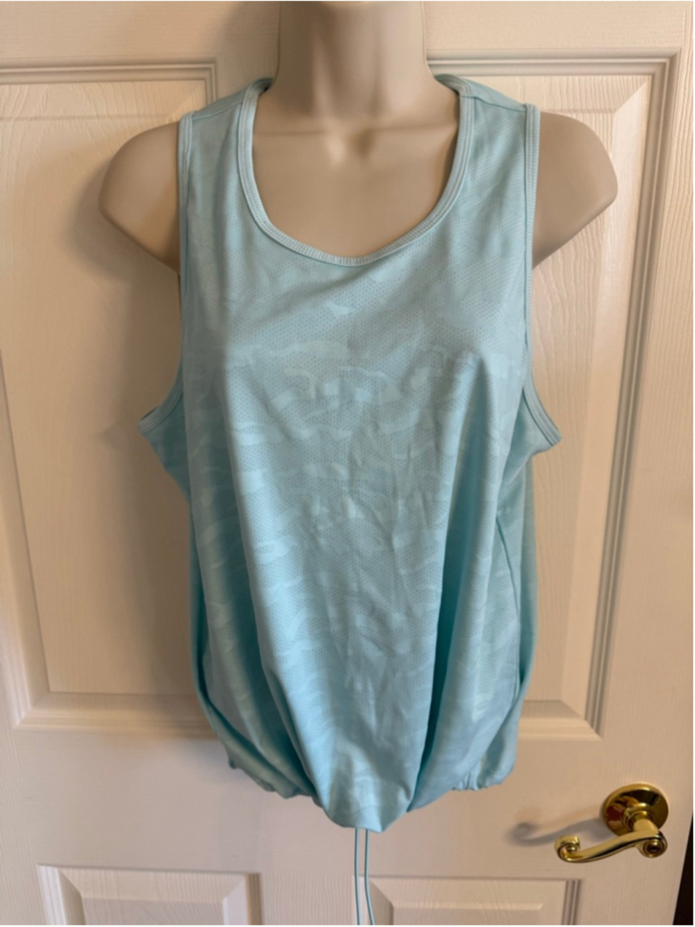 Avia Sleeveless Relaxed Fit Recycled Polyester Spandex Tank Top sz M mint-green